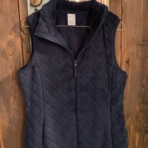 Women’s fleece vest